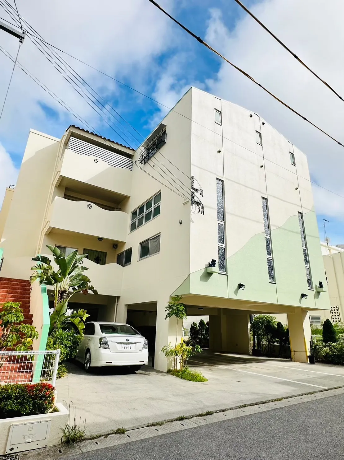 那覇市松川外壁