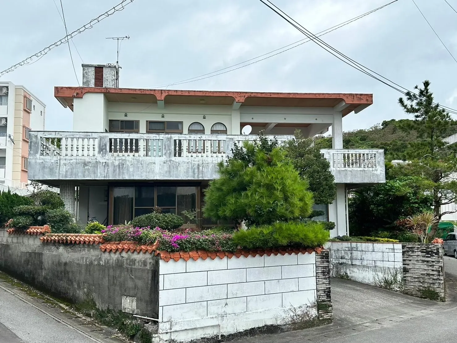 南風原町字山川外壁